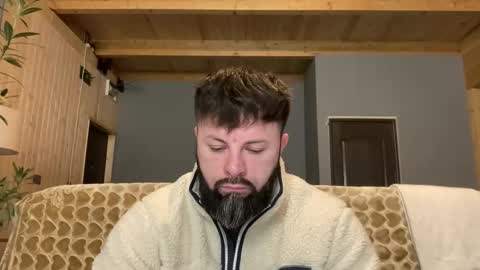 Snapshot of alphasparks chatting on November 17, 3:45 am Jhonny online show from November 17, 3:45 am