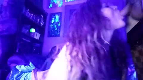 Snapshot of alphawolf808 chatting on February 14, 5:37 am alphawolf808 online show from February 14, 5:37 am