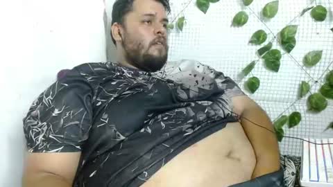Snapshot of altairstudiosboy chatting on July 26, 2:42 am Jhosep online show from July 26, 2:42 am