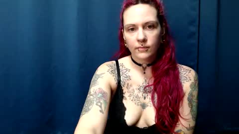 Lily online show from May 22, 6:35 pm