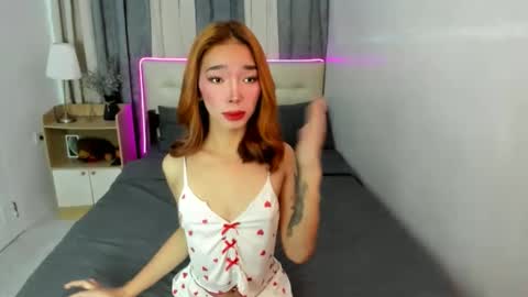 Andrea online show from March 22, 5:38 pm