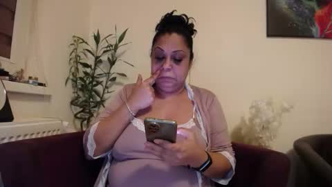 Altheea online show from February 10, 9:08 pm