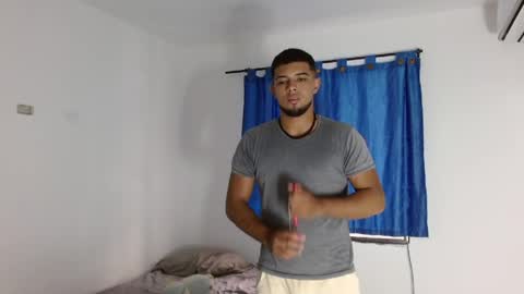 Smith and lucy online show from April 8, 2:39 pm