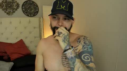 alukardbig online show from October 16, 8:10 pm