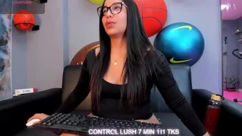 Snapshot of aluna_2_brown chatting on May 29, 3:43 pm ALUNA online show from May 29, 3:43 pm