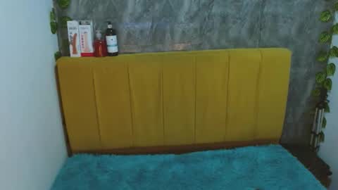 alunnaclarkcm online show from January 14, 3:01 am