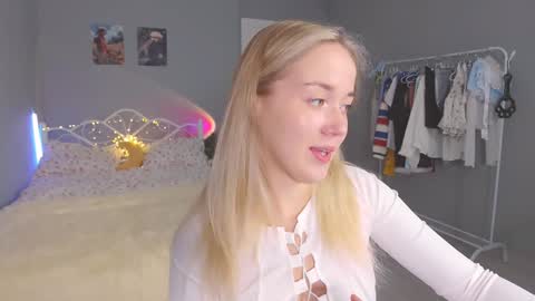 Amelia NEXT STREAM  online show from December 13, 1:55 pm