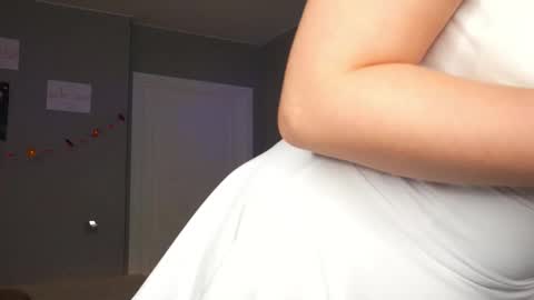 Amelia NEXT STREAM  online show from November 19, 1:55 pm