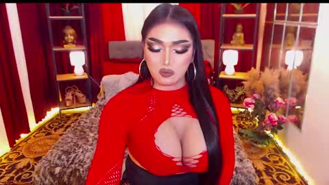 Snapshot of alurajhenson chatting on January 7, 10:11 am Alura Jhenson online show from January 7, 10:11 am