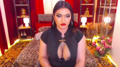 Snapshot of alurajhenson chatting on January 26, 1:52 am Alura Jhenson online show from January 26, 1:52 am