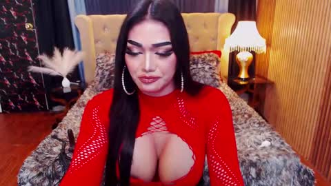 Snapshot of alurajhenson chatting on March 4, 6:29 pm Alura Jhenson online show from March 4, 6:29 pm