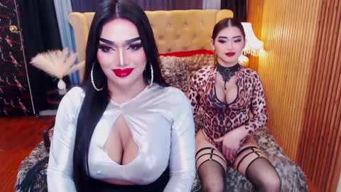 Snapshot of alurajhenson chatting on March 12, 5:49 pm Alura Jhenson online show from March 12, 5:49 pm