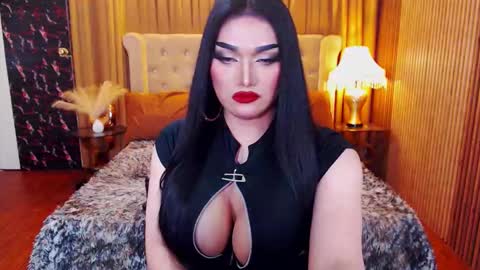 Snapshot of alurajhenson chatting on September 10, 7:25 pm Alura Jhenson online show from September 10, 7:25 pm