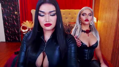 Snapshot of alurajhenson chatting on October 24, 7:10 pm Alura Jhenson online show from October 24, 7:10 pm