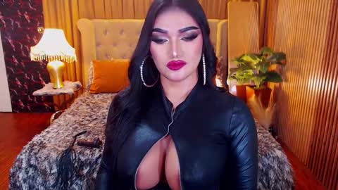 Alura Jhenson online show from March 12, 7:09 pm