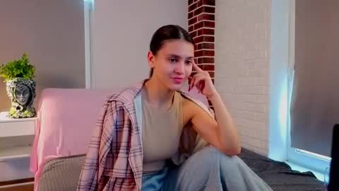 Amelia online show from September 19, 7:21 am