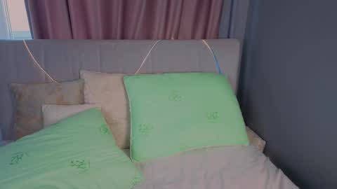 alvanalbach online show from September 10, 8:36 am