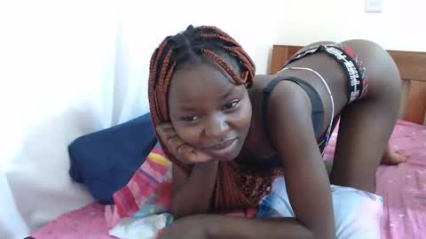 Snapshot of alvine_keji chatting on April 18, 10:08 am Alvine keji online show from April 18, 10:08 am