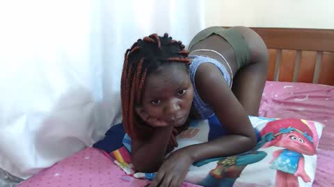 Snapshot of alvine_keji chatting on April 30, 8:31 am Alvine keji online show from April 30, 8:31 am