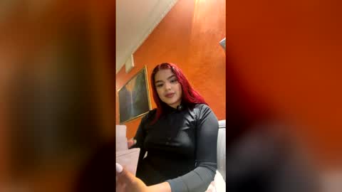 Snapshot of alwaysophie chatting on June 10, 10:08 pm Andrea online show from June 10, 10:08 pm
