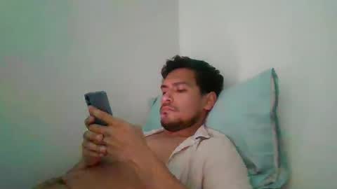 Snapshot of alxs97 chatting on February 22, 9:56 am Alexis online show from February 22, 9:56 am