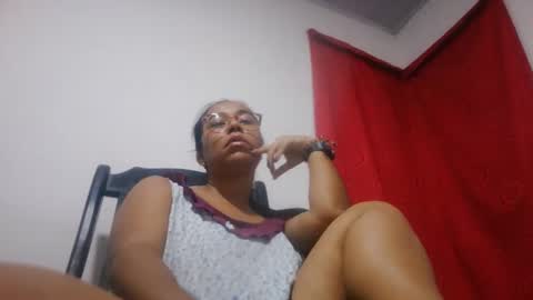 analia online show from October 18, 2:36 am