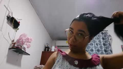 analia online show from October 27, 2:59 am