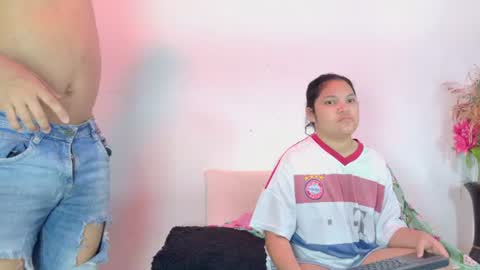 aly_n_sebas online show from July 11, 2:58 am