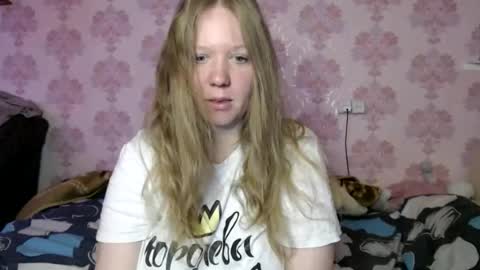Snapshot of alya764770 chatting on June 8, 1:50 am alya764770 online show from June 8, 1:50 am