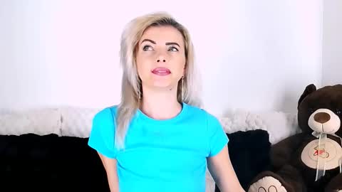 aly online show from February 4, 2:01 pm