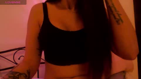 Snapshot of alycediamond21 chatting on November 5, 6:46 am Missy online show from November 5, 6:46 am