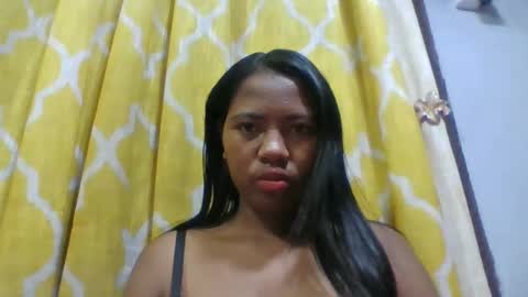 alydiah816442 online show from May 9, 2:28 am