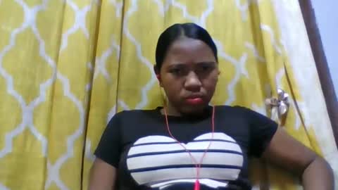 alydiah816442 online show from May 15, 8:32 am