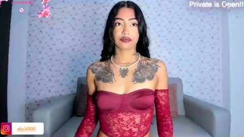 Aly online show from July 18, 9:40 pm