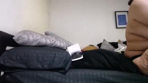 Snapshot of alynfoxx chatting on December 6, 2:57 am Alyn Maria online show from December 6, 2:57 am