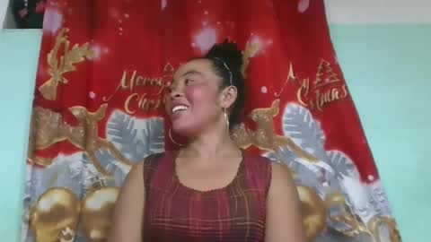 Snapshot of alypierette chatting on November 30, 7:01 am alypierette online show from November 30, 7:01 am