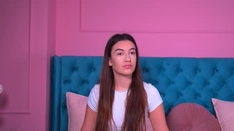 Anna online show from September 28, 3:28 pm