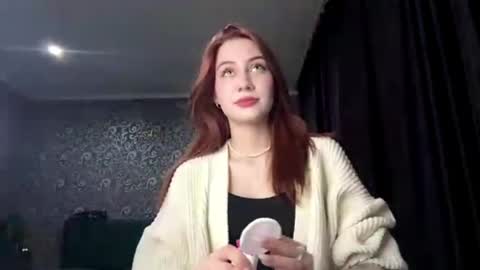 Snapshot of alysiacurles chatting on May 9, 1:05 pm Sofi online show from May 9, 1:05 pm