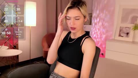 Alysia online show from January 12, 9:53 pm