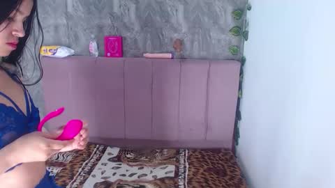 Snapshot of alysrousmar chatting on May 28, 10:56 am Alys Rous online show from May 28, 10:56 am