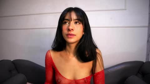 alyssa_joness online show from April 28, 4:06 am