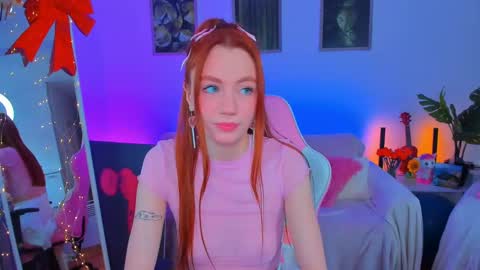 alyssa_smitt online show from February 6, 7:35 am
