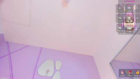 Snapshot of alyssa_vargas chatting on February 22, 7:58 pm alyssa online show from February 22, 7:58 pm