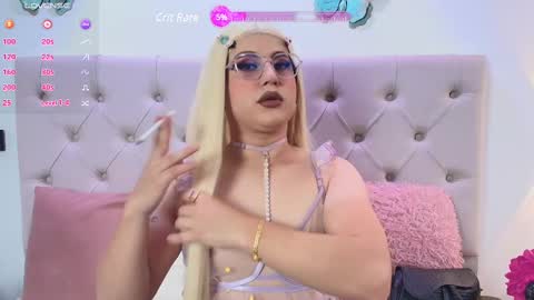 alyssaa_hunter online show from February 13, 7:10 pm