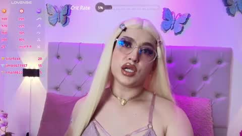 alyssaa_hunter online show from February 18, 1:32 am