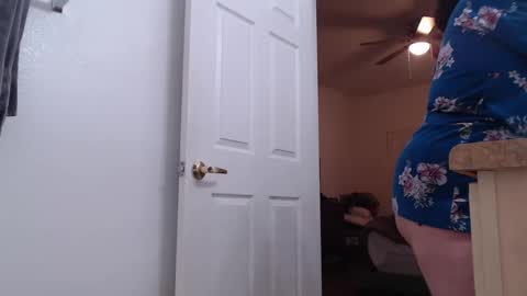 Alyssiaamorexo online show from December 15, 7:10 pm
