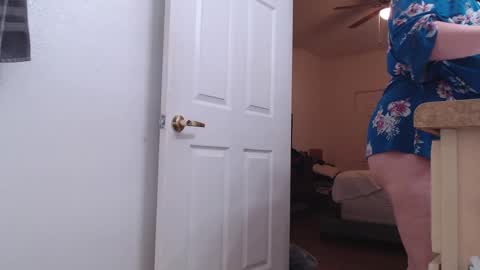 Alyssiaamorexo online show from December 28, 10:44 pm