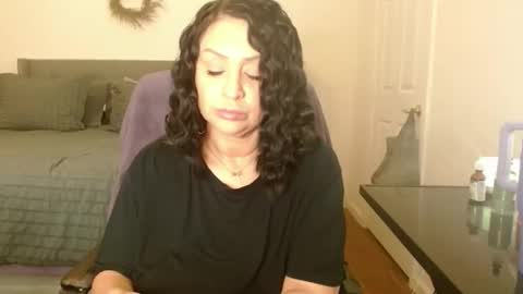 Alyssiaamorexo online show from November 4, 7:02 pm