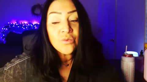 Alyssiaamorexo online show from February 11, 2:33 pm