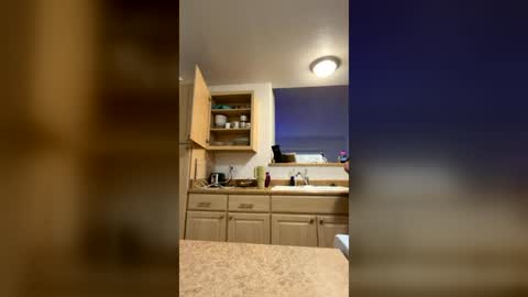 Alyssiaamorexo online show from June 26, 6:56 pm